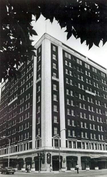 Blackhawk Hotel: Exterior 1981